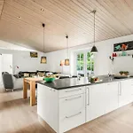 別荘 Marjatta - 3-2km From The Sea By Interhome